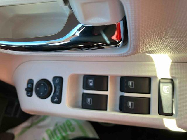 ムーヴキャンバスストライプスＧ２ＷＤ　スマートアシスト　　シートヒーター　電動パーキングブレーキ　オートホールド機能　プッシュボタンスタート　ベンチシート　衝突警報機能　コーナーセンサー　両側電動スライドドア　バックカメラ（福島県）の中古車