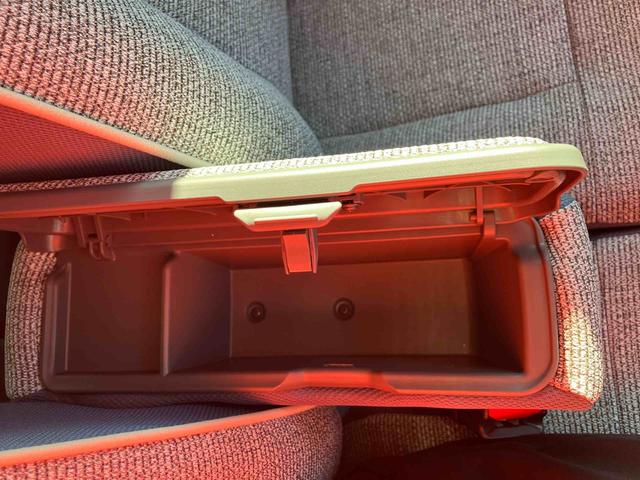 ムーヴキャンバスストライプスＧ２ＷＤ　スマートアシスト　　シートヒーター　電動パーキングブレーキ　オートホールド機能　プッシュボタンスタート　ベンチシート　衝突警報機能　コーナーセンサー　両側電動スライドドア　バックカメラ（福島県）の中古車