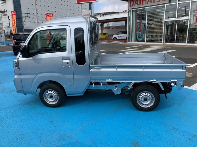 ハイゼットトラックジャンボエクストラ 4WD 届出済未使用車4WD CVT 660cc 衝突被害軽減ブレーキ 横滑り防止装置 ABS アイドリングストップ プッシュボタンスタート エアコン パワーステアリング パワーウィンドウ 届出済未使用車(福島県)の中古車