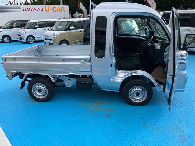 ハイゼットトラックジャンボエクストラ 4WD 届出済未使用車4WD CVT 660cc 衝突被害軽減ブレーキ 横滑り防止装置 ABS アイドリングストップ プッシュボタンスタート エアコン パワーステアリング パワーウィンドウ 届出済未使用車(福島県)の中古車