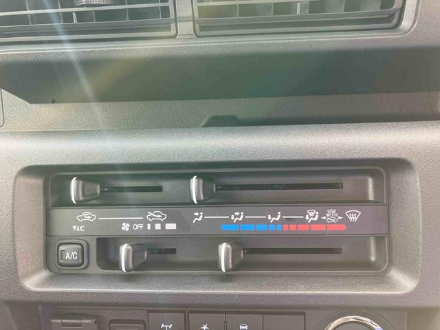 ハイゼットトラックジャンボエクストラ 4WD 届出済未使用車4WD CVT 660cc 衝突被害軽減ブレーキ 横滑り防止装置 ABS アイドリングストップ プッシュボタンスタート エアコン パワーステアリング パワーウィンドウ 届出済未使用車(福島県)の中古車