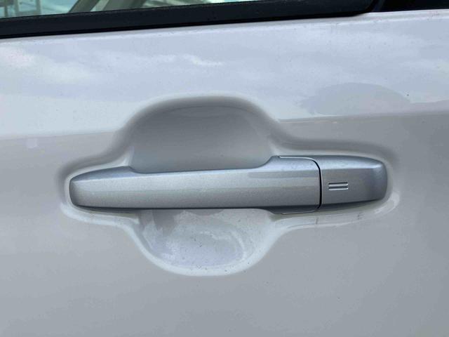 ムーヴＧ　届出済未使用車２ＷＤ　ＣＶＴ　６６０ｃｃ　衝突被害軽減ブレーキ　横滑り防止装置　ＡＢＳ　サイドエアバッグ　アイドリングストップ　プッシュボタンスタート　両側スライドドア　届出済未使用車（福島県）の中古車