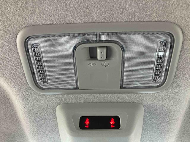 ムーヴＧ　届出済未使用車２ＷＤ　ＣＶＴ　６６０ｃｃ　衝突被害軽減ブレーキ　横滑り防止装置　ＡＢＳ　サイドエアバッグ　アイドリングストップ　プッシュボタンスタート　両側スライドドア　届出済未使用車（福島県）の中古車