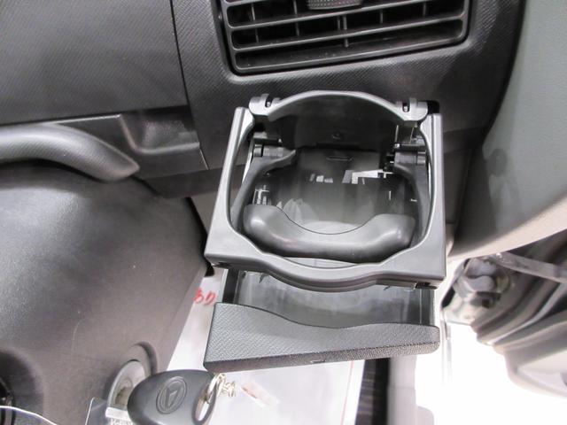 ムーヴＬキーレスエントリー　ＭＴ５速　ＣＤチューナー　エアコン　パワーステアリング　パワーウィンドウ　運転席エアバッグ　ティーゼットデオプラス（岡山県）の中古車