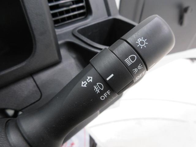 ハイゼットトラックスタンダード　農用スペシャル　ＳＡ３ｔ４ＷＤ　ＭＴ５速　荷台作業灯　ＡＭ／ＦＭラジオ　エアコン　パワーステアリング　運転席エアバッグ　ＡＢＳ　衝突被害軽減システム　レーンアシスト　オートマチックハイビーム　ティーゼットデオプラス（岡山県）の中古車
