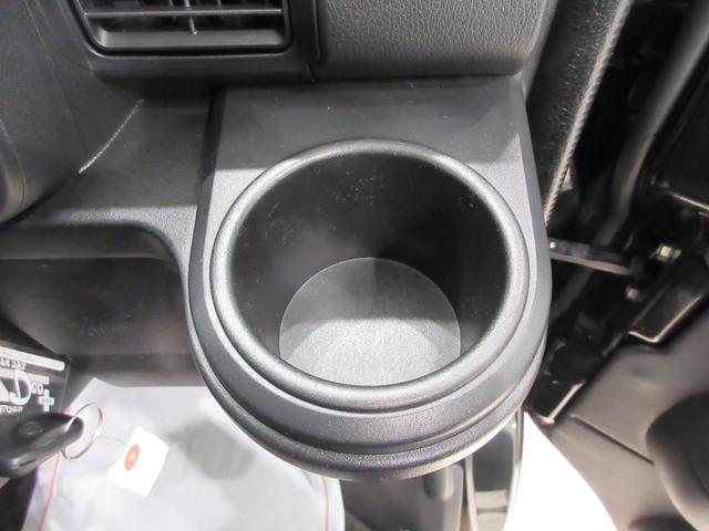 ハイゼットカーゴクルーズ　ＳＡ３両側スライドドア　４ＷＤ　ＭＴ５速　オートライト　キーレスエントリー　アイドリングストップ　ＣＤチューナー　衝突被害軽減システム　レーンアシスト　オートマチックハイビーム　ティーゼットデオプラス（岡山県）の中古車