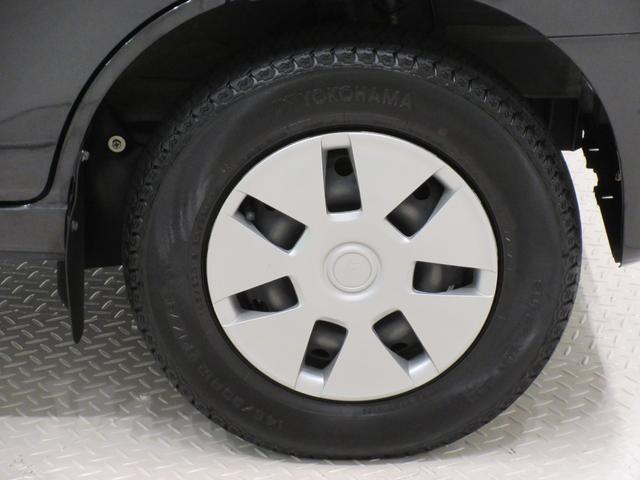 ハイゼットカーゴクルーズ　ＳＡ３両側スライドドア　４ＷＤ　ＭＴ５速　オートライト　キーレスエントリー　アイドリングストップ　ＣＤチューナー　衝突被害軽減システム　レーンアシスト　オートマチックハイビーム　ティーゼットデオプラス（岡山県）の中古車