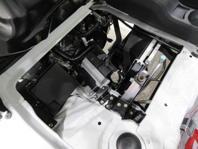 ハイゼットトラックスタンダードオートライト　アイドリングストップ　ＡＭ／ＦＭラジオ　エアコン　パワーステアリング　運転席エアバッグ　ＡＢＳ　衝突被害軽減システム　レーンアシスト　オートマチックハイビーム（岡山県）の中古車