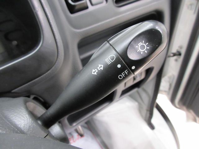 キャリイトラックＫＣエアコン・パワステＡＭ／ＦＭラジオ　ＭＴ５速　４ＷＤ　エアコン　パワーステアリング　ティーゼットデオプラス（岡山県）の中古車