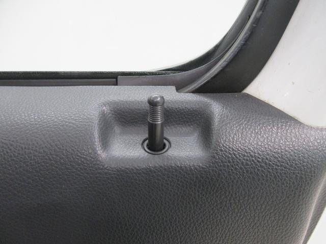 キャリイトラックＫＣエアコン・パワステＡＭ／ＦＭラジオ　ＭＴ５速　４ＷＤ　エアコン　パワーステアリング　ティーゼットデオプラス（岡山県）の中古車