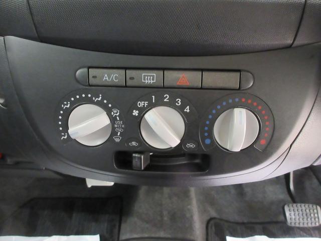 エッセＤキーレスエントリー　ＣＤチューナー　エアコン　パワーステアリング　パワーウィンドウ　運転席エアバッグ　ティーゼットデオプラス（岡山県）の中古車
