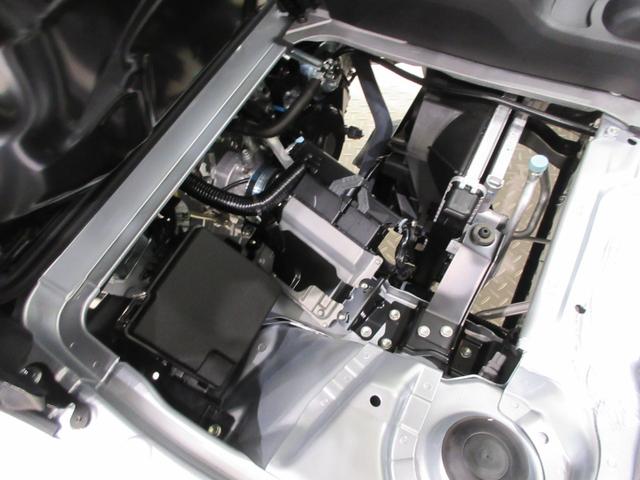 ハイゼットトラックスタンダードオートライト　アイドリングストップ　ＡＭ／ＦＭラジオ　エアコン　パワーステアリング　運転席エアバッグ　ＡＢＳ　衝突被害軽減システム　レーンアシスト　オートマチックハイビーム（岡山県）の中古車