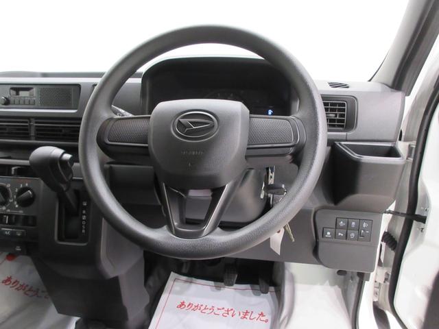 ハイゼットカーゴデラックス４ＷＤ　ＡＭ／ＦＭラジオ　両側スライドドア　オートライト　キーレスエントリー　アイドリングストップ　衝突被害軽減システム　レーンアシスト　オートマチックハイビーム　ティーゼットデオプラス（岡山県）の中古車