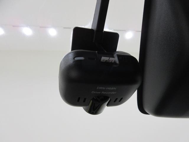 キャストアクティバＧプライムコレクション　ＳＡ３シートヒーター　オートライト　キーフリー　アイドリングストップ　ＵＳＢ入力端子　電動格納式ドアミラー　衝突被害軽減システム　レーンアシスト　ティーゼットデオプラス（岡山県）の中古車