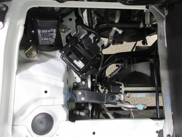 ハイゼットトラックスタンダード　ＳＡ３ｔＬＥＤヘッドランプ　ＭＴ５速　エアコン　パワーステアリング　パワーウィンドウ　運転席エアバッグ　ＡＢＳ　衝突被害軽減システム　レーンアシスト　ティーゼットデオプラス（岡山県）の中古車