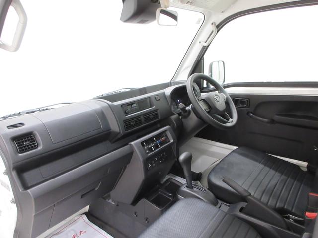 ハイゼットトラックスタンダード　農用スペシャルオートライト　４ＷＤ　荷台作業灯　ＡＭ／ＦＭラジオ　エアコン　パワーステアリング　運転席エアバッグ　ＡＢＳ　衝突被害軽減システム　レーンアシスト　オートマチックハイビーム　ティーゼットデオプラス（岡山県）の中古車