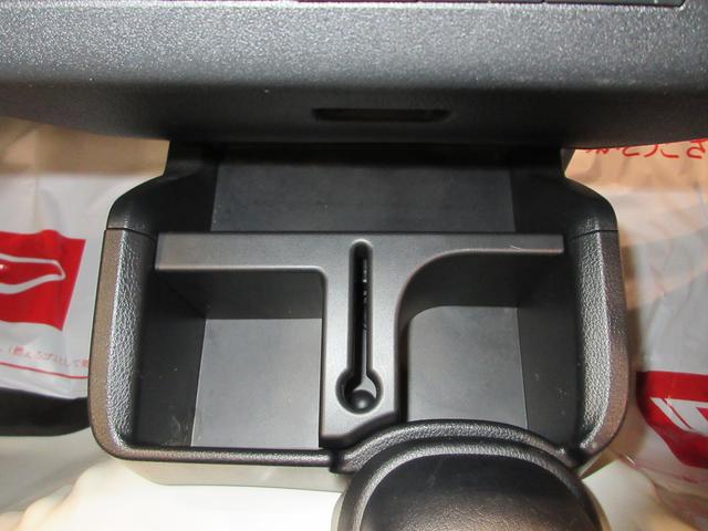 ハイゼットトラックスタンダード　農用スペシャルオートライト　４ＷＤ　荷台作業灯　ＡＭ／ＦＭラジオ　エアコン　パワーステアリング　運転席エアバッグ　ＡＢＳ　衝突被害軽減システム　レーンアシスト　オートマチックハイビーム　ティーゼットデオプラス（岡山県）の中古車