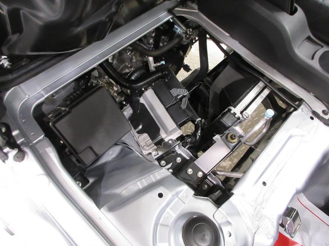 ハイゼットトラックスタンダードオートライト　アイドリングストップ　ＡＭ／ＦＭラジオ　エアコン　パワーステアリング　運転席エアバッグ　ＡＢＳ　衝突被害軽減システム　レーンアシスト　オートマチックハイビーム　ティーゼットデオプラス（岡山県）の中古車
