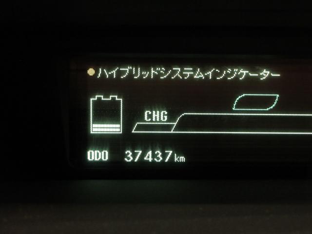 プリウスＳオートライト　キーフリー　電動格納式ドアミラー　エアコン　パワーステアリング　パワーウィンドウ　運転席エアバッグ　ＡＢＳ　ティーゼットデオプラス（岡山県）の中古車