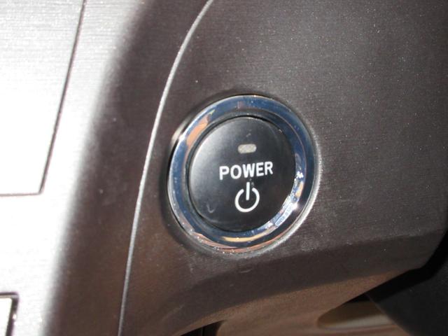 プリウスＳオートライト　キーフリー　電動格納式ドアミラー　エアコン　パワーステアリング　パワーウィンドウ　運転席エアバッグ　ＡＢＳ　ティーゼットデオプラス（岡山県）の中古車