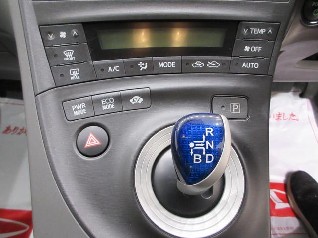 プリウスＳオートライト　キーフリー　電動格納式ドアミラー　エアコン　パワーステアリング　パワーウィンドウ　運転席エアバッグ　ＡＢＳ　ティーゼットデオプラス（岡山県）の中古車