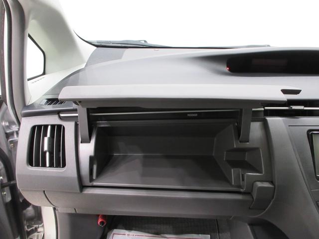 プリウスＳオートライト　キーフリー　電動格納式ドアミラー　エアコン　パワーステアリング　パワーウィンドウ　運転席エアバッグ　ＡＢＳ　ティーゼットデオプラス（岡山県）の中古車