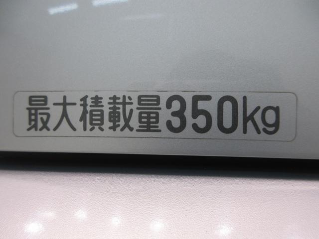 ハイゼットカーゴデラックス両側スライドドア　ＡＭ／ＦＭラジオ　キーレスエントリー　エアコン　パワーステアリング　パワーウィンドウ　運転席エアバッグ　ティーゼットデオプラス（岡山県）の中古車