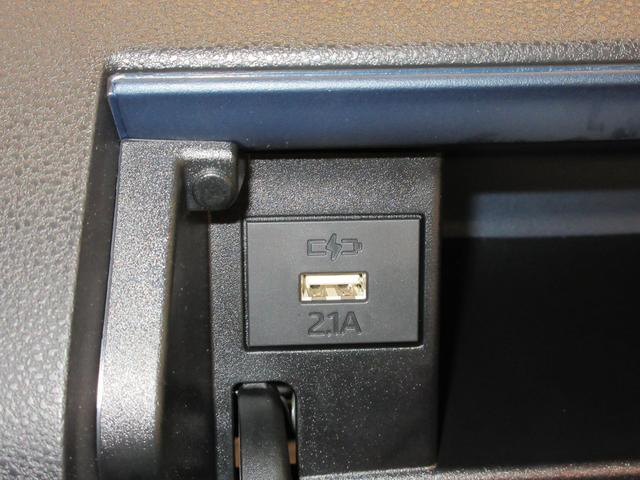タントカスタムＲＳパノラマモニター　７インチナビ　両側パワースライドドア　シートヒーター　ＵＳＢ入力端子　Ｂｌｕｅｔｏｏｔｈ　オートライト　キーフリー　アイドリングストップ　ティーゼットデオプラス（岡山県）の中古車