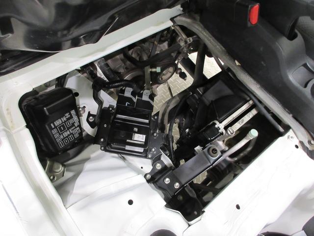 ハイゼットトラックスタンダード４ＷＤ　ＭＴ５速　ＡＭ／ＦＭラジオ　エアコン　パワーステアリング　運転席エアバッグ　ティーゼットデオプラス（岡山県）の中古車