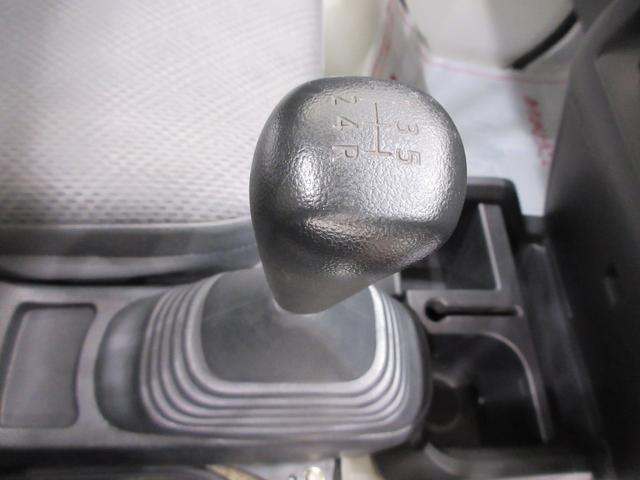 ハイゼットトラックスタンダード４ＷＤ　ＭＴ５速　ＡＭ／ＦＭラジオ　エアコン　パワーステアリング　運転席エアバッグ　ティーゼットデオプラス（岡山県）の中古車
