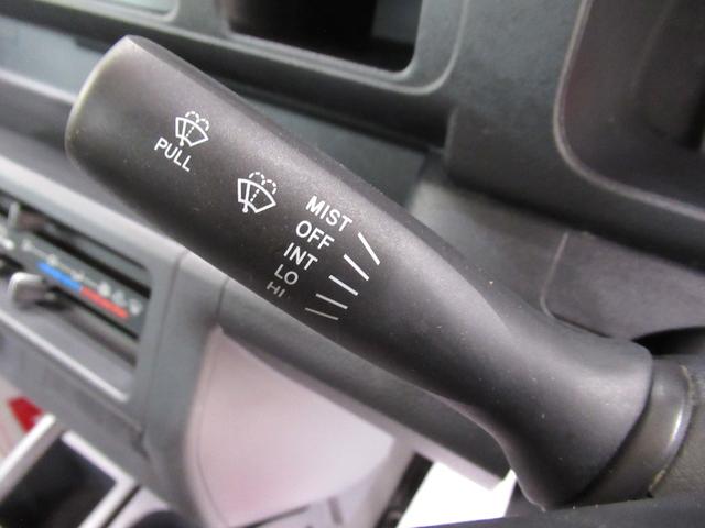 ハイゼットトラックスタンダードＭＴ５速　ＡＭ／ＦＭラジオ　エアコン　パワーステアリング　運転席エアバッグ　ティーゼットデオプラス（岡山県）の中古車