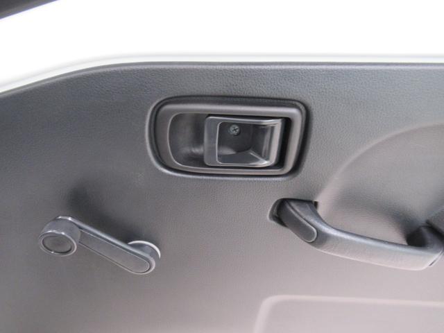 ハイゼットトラックスタンダード　農用スペシャル４ＷＤ　ＭＴ５速　荷台作業灯　ＡＭ／ＦＭラジオ　エアコン　パワーステアリング　運転席エアバッグ　ＡＢＳ　ティーゼットデオプラス（岡山県）の中古車