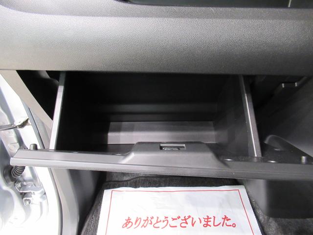 タントカスタムＲＳ　ＳＡ２両側パワースライドドア　オートライト　キーフリー　アイドリングストップ　ＣＤチューナー　電動格納式ドアミラー　衝突被害軽減システム　レーンアシスト　ティーゼットデオプラス（岡山県）の中古車