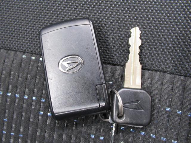 ムーヴカスタムＲＳオートライト　キーフリー　電動格納式ドアミラー　エアコン　パワーステアリング　パワーウィンドウ　運転席エアバッグ　ＡＢＳ　ティーゼットデオプラス（岡山県）の中古車