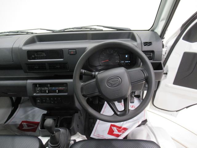 ハイゼットトラックスタンダード　農用スペシャル４ＷＤ　ＭＴ５速　荷台作業灯　ＡＭ／ＦＭラジオ　オートライト　アイドリングストップ　衝突被害軽減システム　レーンアシスト　オートマチックハイビーム　ティーゼットデオプラス（岡山県）の中古車