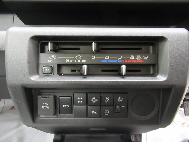 ハイゼットトラックスタンダード　農用スペシャル４ＷＤ　ＭＴ５速　荷台作業灯　ＡＭ／ＦＭラジオ　オートライト　アイドリングストップ　衝突被害軽減システム　レーンアシスト　オートマチックハイビーム　ティーゼットデオプラス（岡山県）の中古車