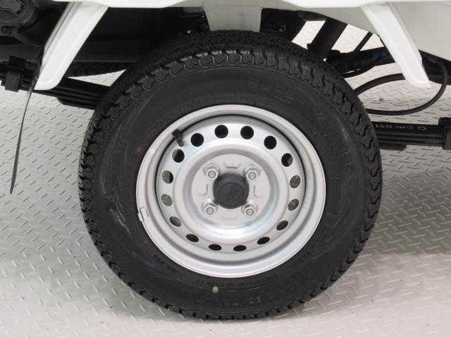 ハイゼットトラックスタンダード　農用スペシャル４ＷＤ　ＭＴ５速　荷台作業灯　ＡＭ／ＦＭラジオ　オートライト　アイドリングストップ　衝突被害軽減システム　レーンアシスト　オートマチックハイビーム　ティーゼットデオプラス（岡山県）の中古車