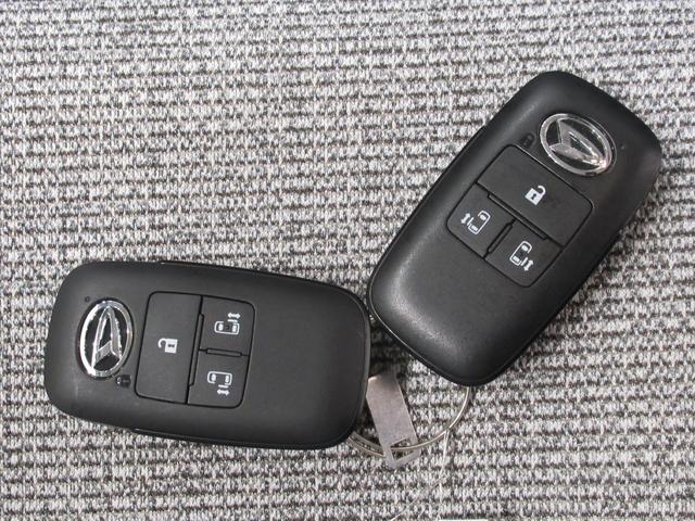 ムーヴキャンバスストライプスＧバックモニター　７インチナビ　両側パワースライドドア　シートヒーター　ＵＳＢ入力端子　Ｂｌｕｅｔｏｏｔｈ　ホッとカップホルダー　オートライト　キーフリー　アイドリングストップ　ティーゼットデオプラス（岡山県）の中古車