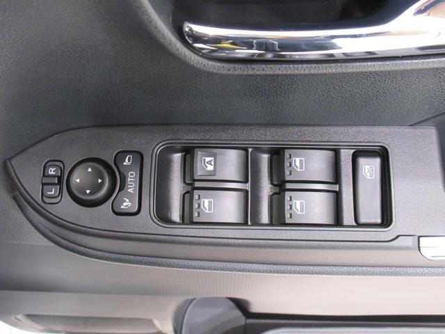 タントカスタムＸパノラマモニター　１０インチナビ　両側パワースライドドア　シートヒーター　ＵＳＢ入力端子　Ｂｌｕｅｔｏｏｔｈ　オートライト　キーフリー　アイドリングストップ　ティーゼットデオプラス（岡山県）の中古車