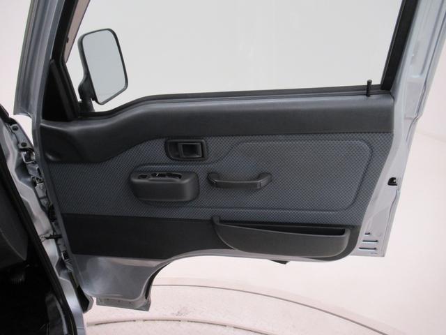 ハイゼットトラックジャンボＭＴ５速　ＣＤチューナー　エアコン　パワーステアリング　パワーウィンドウ　運転席エアバッグ　ＡＢＳ　ティーゼットデオプラス（岡山県）の中古車