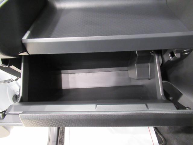 タントカスタムＲＳパノラマモニター　７インチナビ　両側パワースライドドア　シートヒーター　ＵＳＢ入力端子　Ｂｌｕｅｔｏｏｔｈ　オートライト　キーフリー　アイドリングストップ　ティーゼットデオプラス（岡山県）の中古車