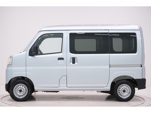 ハイゼットカーゴデラックス４ＷＤ　両側スライドドア　ＡＭ／ＦＭラジオ　オートライト　キーレスエントリー　アイドリングストップ　衝突被害軽減システム　レーンアシスト　オートマチックハイビーム　ティーゼットデオプラス（岡山県）の中古車
