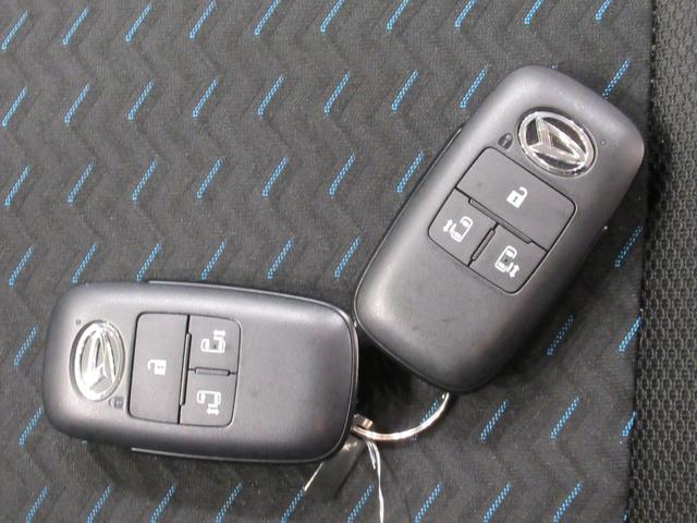 トールカスタムＧターボパノラマモニター　７インチナビ　ドライブレコーダー　両側パワースライドドア　ＵＳＢ入力端子　Ｂｌｕｅｔｏｏｔｈ　オートライト　キーフリー　アイドリングストップ　ティーゼットデオプラス（岡山県）の中古車