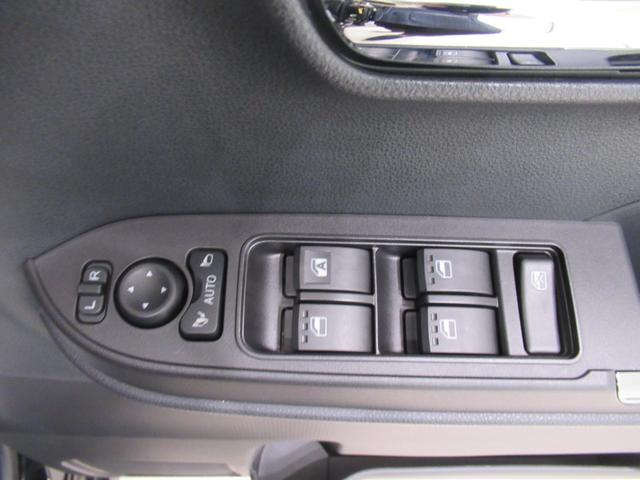 タントカスタムＲＳパノラマモニター　１０インチナビ　両側パワースライドドア　シートヒーター　ＵＳＢ入力端子　Ｂｌｕｅｔｏｏｔｈ　オートライト　キーフリー　アイドリングストップ　ティーゼットデオプラス（岡山県）の中古車