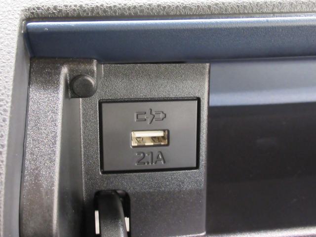 タントカスタムＲＳパノラマモニター　１０インチナビ　両側パワースライドドア　シートヒーター　ＵＳＢ入力端子　Ｂｌｕｅｔｏｏｔｈ　オートライト　キーフリー　アイドリングストップ　ティーゼットデオプラス（岡山県）の中古車