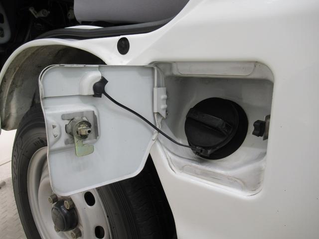 サンバートラックＴＢ５ＭＴ　４ＷＤ　ラジオ　エアコン　パワーステアリング　運転席エアバッグ　ティーゼットデオプラス（岡山県）の中古車