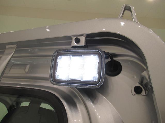 ハイゼットトラックスタンダード　農用スペシャル４ＷＤ　荷台作業灯　ＡＭ／ＦＭラジオ　オートライト　アイドリングストップ　衝突被害軽減システム　レーンアシスト　オートマチックハイビーム　ティーゼットデオプラス（岡山県）の中古車