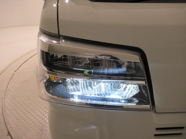 ハイゼットカーゴデッキバンＧ４ＷＤ　ＬＥＤヘッドランプ　７インチナビ　両側パワースライドドア　ＵＳＢ入力端子　Ｂｌｕｅｔｏｏｔｈ　電動格納式ドアミラー　オートライト　キーフリー　アイドリングストップ　ティーゼットデオプラス（岡山県）の中古車