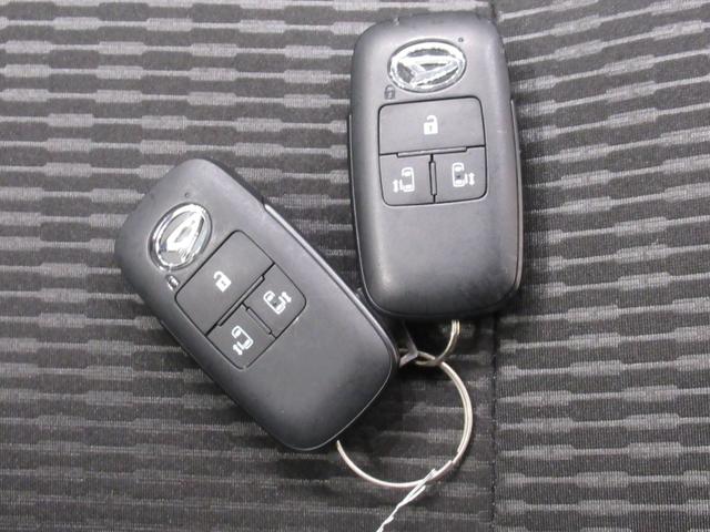 ハイゼットカーゴデッキバンＧ４ＷＤ　ＬＥＤヘッドランプ　７インチナビ　両側パワースライドドア　ＵＳＢ入力端子　Ｂｌｕｅｔｏｏｔｈ　電動格納式ドアミラー　オートライト　キーフリー　アイドリングストップ　ティーゼットデオプラス（岡山県）の中古車