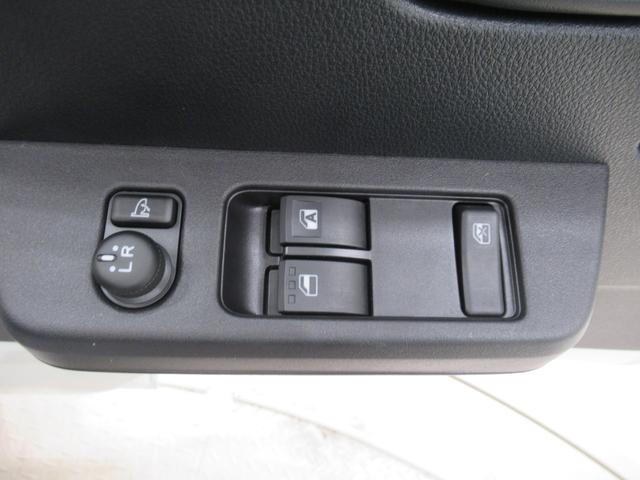ハイゼットトラックスタンダードＬＥＤヘッドランプ　ＭＴ５速　オートライト　荷台作業灯　アイドリングストップ　ＡＭ／ＦＭラジオ　電動格納式ドアミラー　衝突被害軽減システム　レーンアシスト　オートマチックハイビーム（岡山県）の中古車